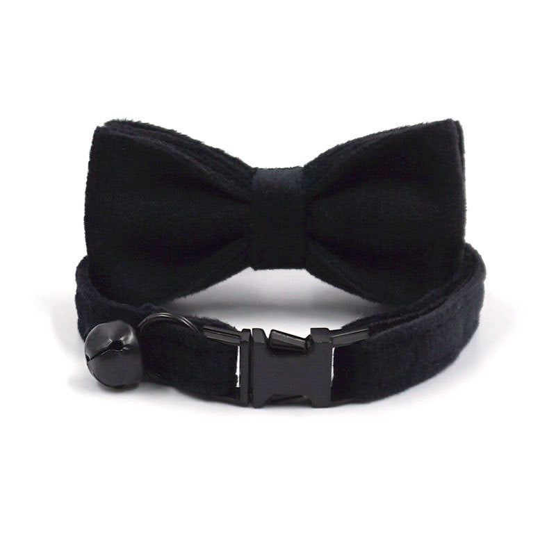 Luxury Velvet Cat Collar with Bell – Adjustable Metal Buckle Collar for Cats