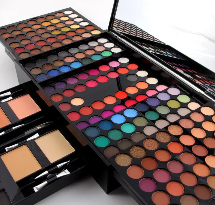 180-Color Eyeshadow & Blush Makeup Set – Professional Face & Eye Palette
