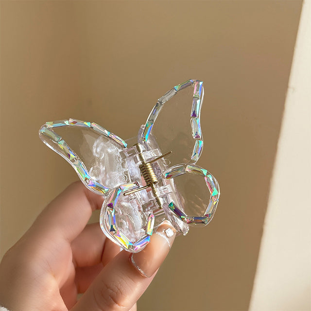 Transparent Pearl Butterfly Hair Clip – Elegant Fashion Hair Accessory for Women