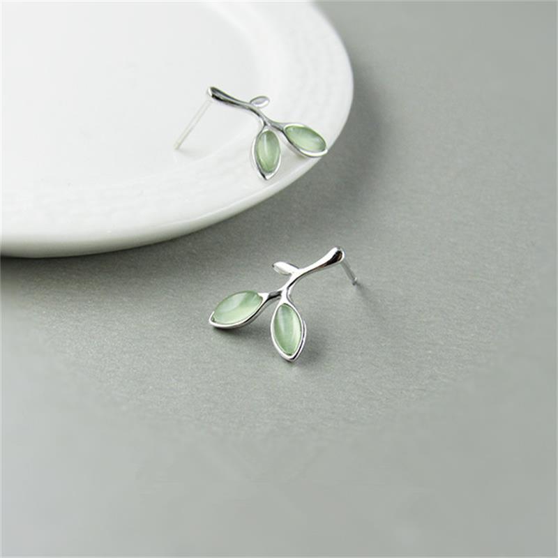 Green Cat’s Eye Leaf Stud Earrings – 925 Sterling Silver Nature-Inspired Jewelry