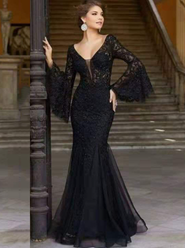Women's Elegant Mermaid Evening Gown – V-Neck Embroidered Formal Dress