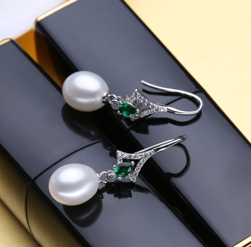 Freshwater Pearl Earrings for Women – Elegant Natural Pearl Jewelry