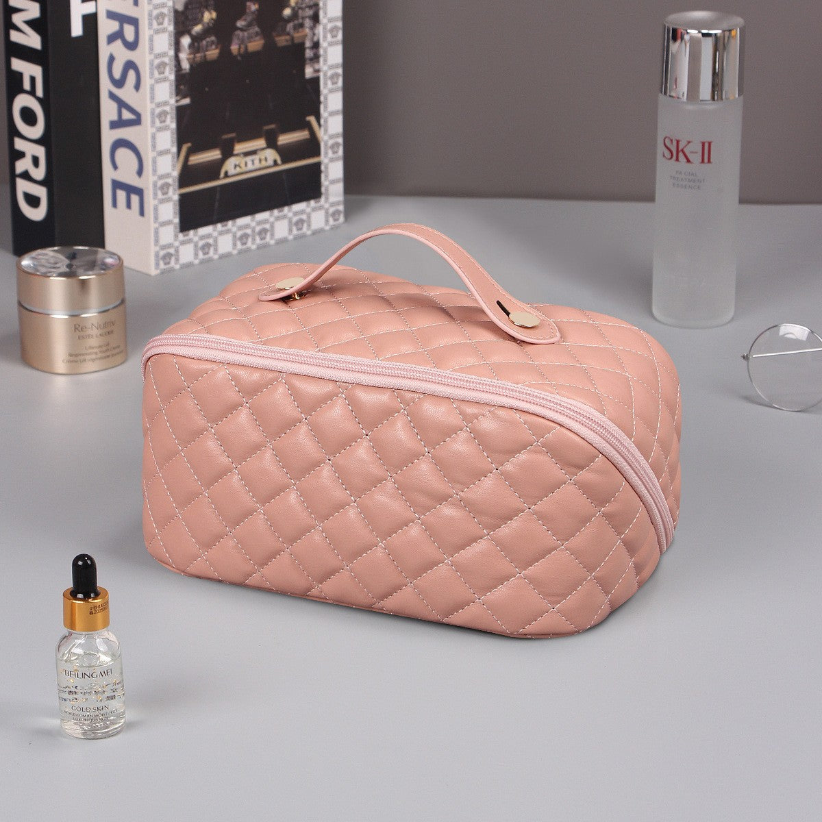 Large Capacity Checkered Travel Cosmetic Bag – Makeup & Toiletry Organizer