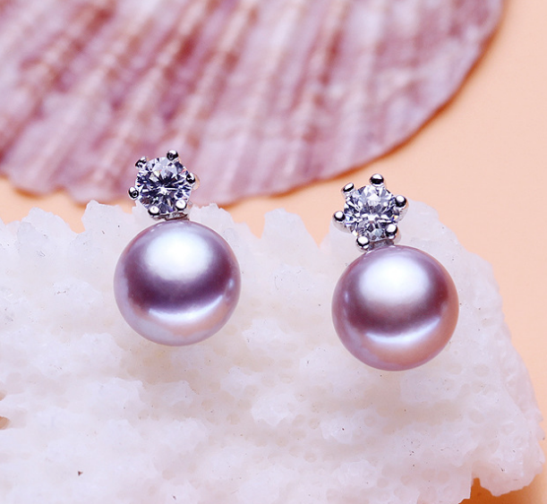 Six-Prong Pearl Stud Earrings for Women – Elegant Classic Jewelry