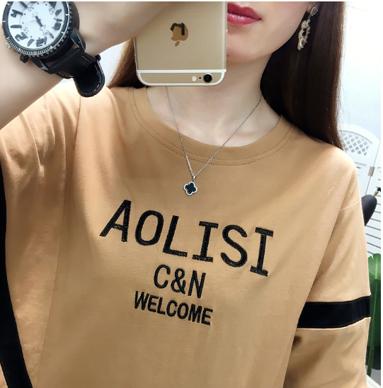 Plus Size Loose White Summer T-Shirt for Women