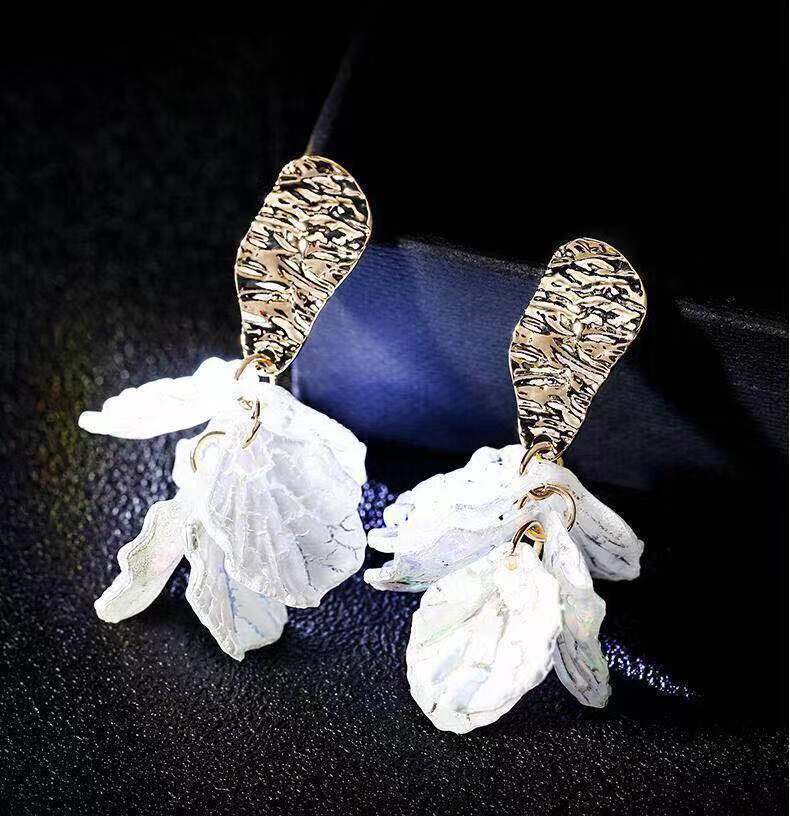 Long Floral Earrings for Women – Elegant Flower Dangle Statement Jewelry