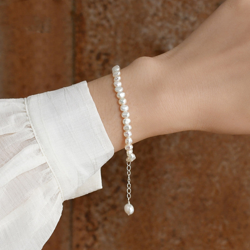 Women’s Natural Freshwater Pearl Bracelet – Elegant White Pearl Wrist Jewelry