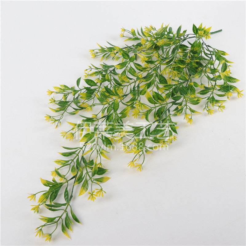 Faux Botanical Wall Hanging – Realistic Greenery Accent for Home & Office Decor