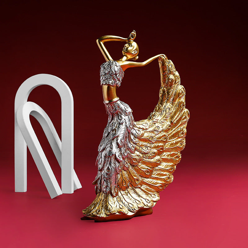 Luxury Peacock Resin Figurine – Elegant Dancing Bird Accent for Home Decor