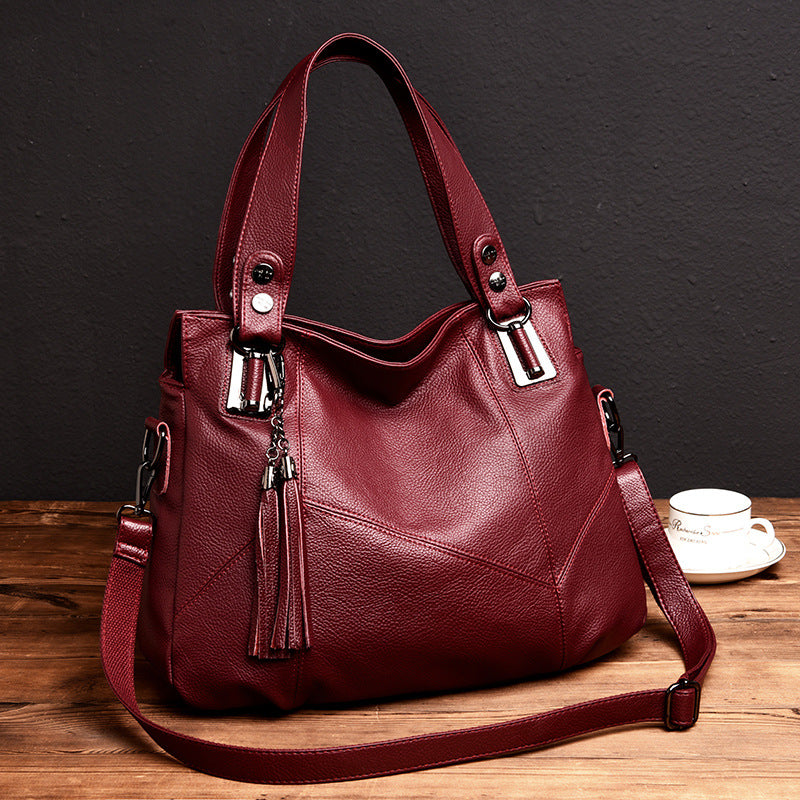Fashionable Soft Leather Large Shoulder Bag for Women – Spacious Lychee Texture PU Handbag with Fringe Detail
