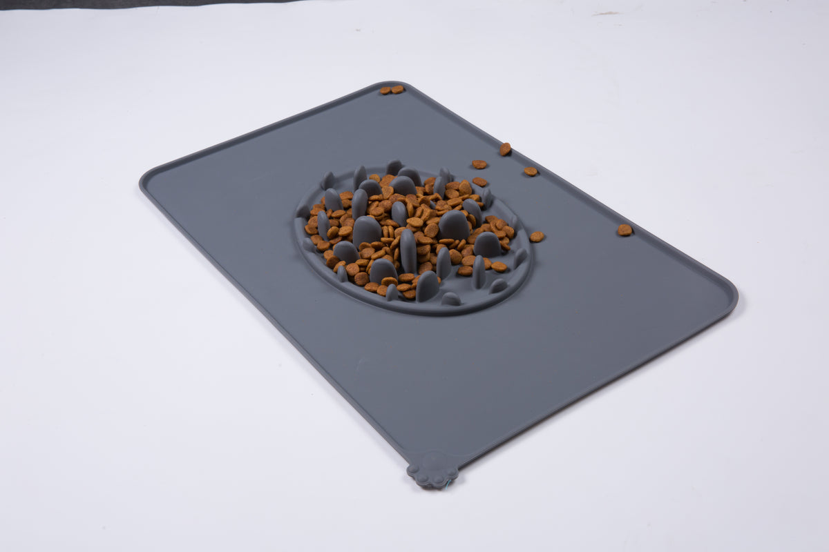 Silicone Pet Feeding Mat – Non-Slip Dog & Cat Bowl Mat