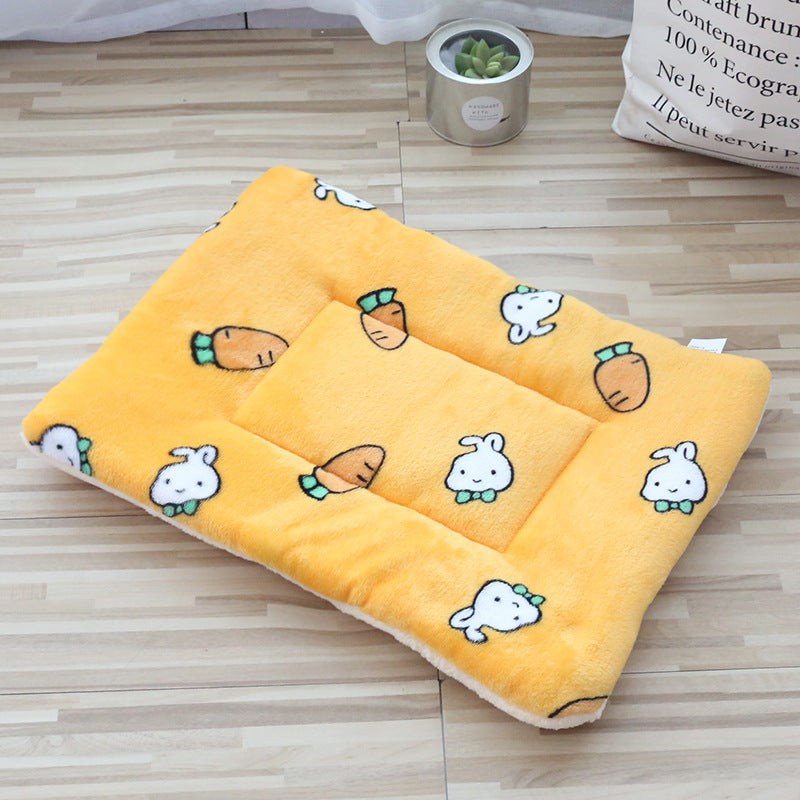 Thick Plush Pet Bed & Blanket – Warm Padded Cushion for Cats & Dogs