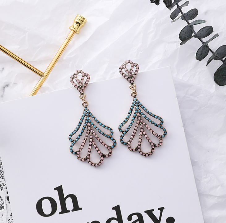 Floral Water Drop Earrings for Women – Elegant Flower Dangle Jewelry