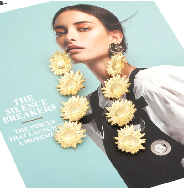 Rustic Hoop Earrings for Women – Vintage-Inspired Statement Jewelry