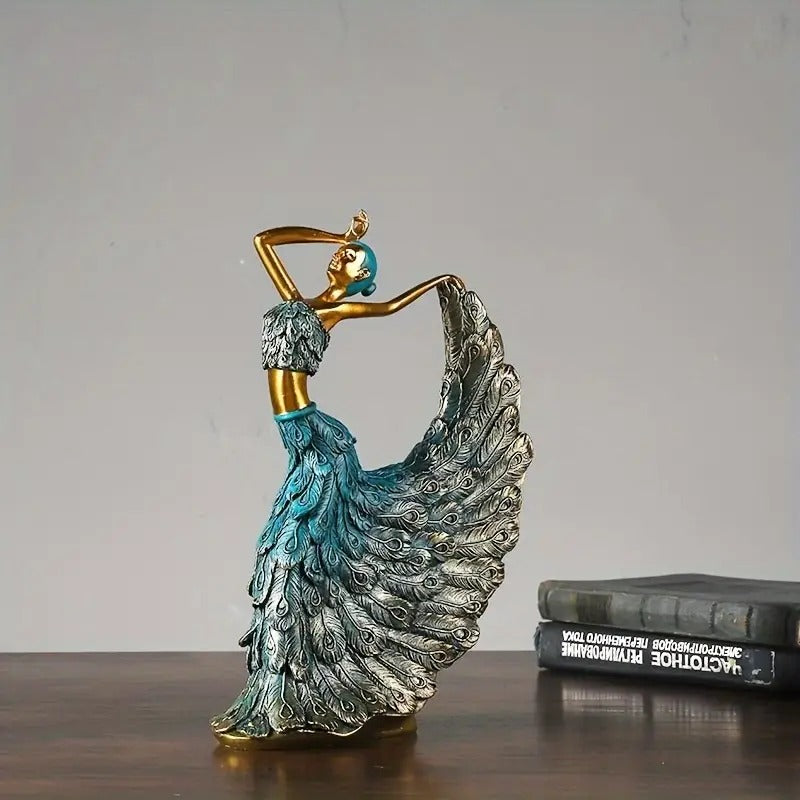 Luxury Peacock Resin Figurine – Elegant Dancing Bird Accent for Home Decor