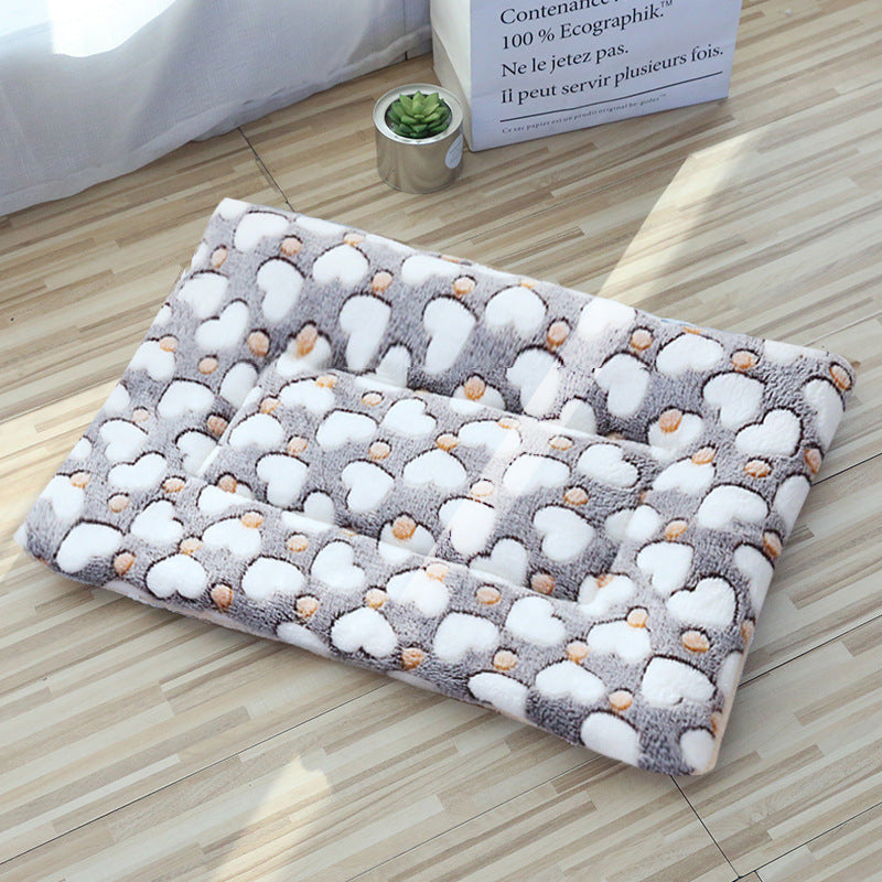 Thick Plush Pet Bed & Blanket – Warm Padded Cushion for Cats & Dogs