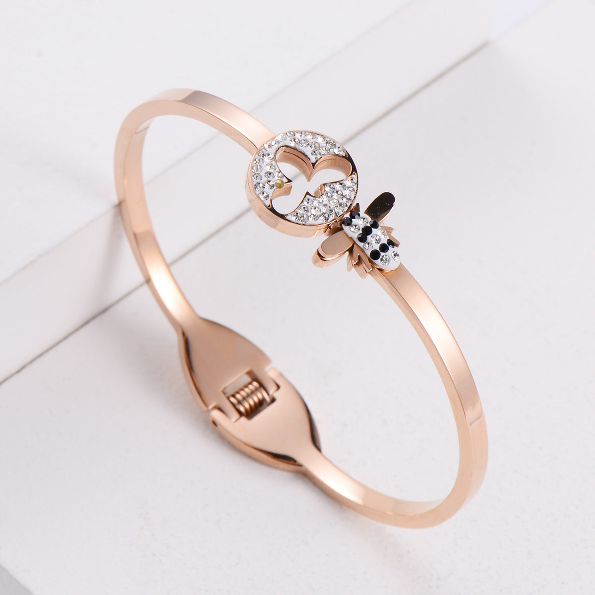 Women’s Bee Rhinestone Bracelet – Stainless Steel Geometric Jewelry