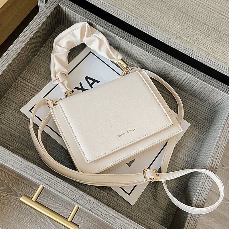 Chic PU Messenger Handbag – Structured Women’s Everyday Shoulder Bag