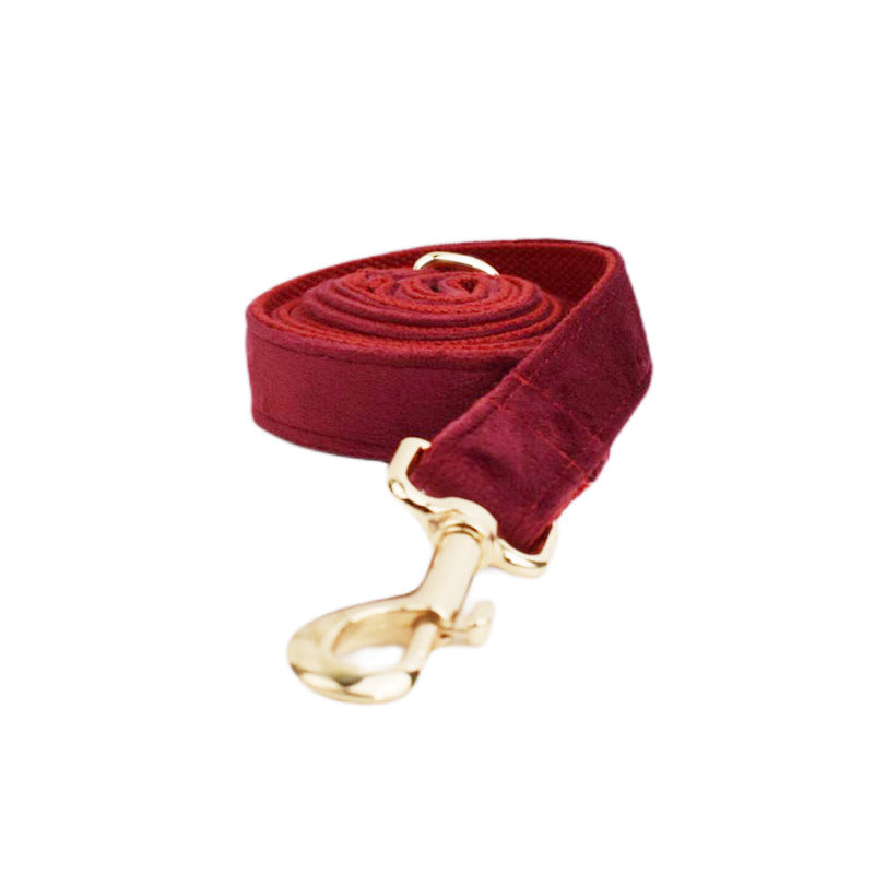 Velvet Dog Collar & 6-Piece Accessory Set – Luxury Collar, Leash, Bow, Flower & Vest