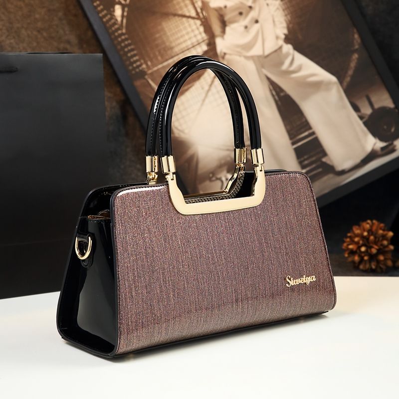 Women’s Cowhide Patent Crossbody Bag – Chic Everyday Shoulder Handbag