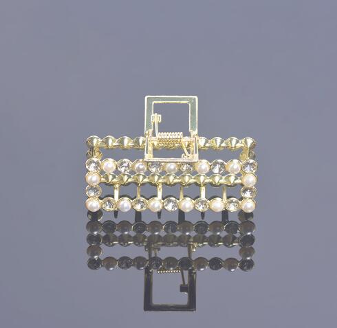 Pearl Hair Clips with Rhinestones & Heart Design – Elegant Women's Hair Accessories