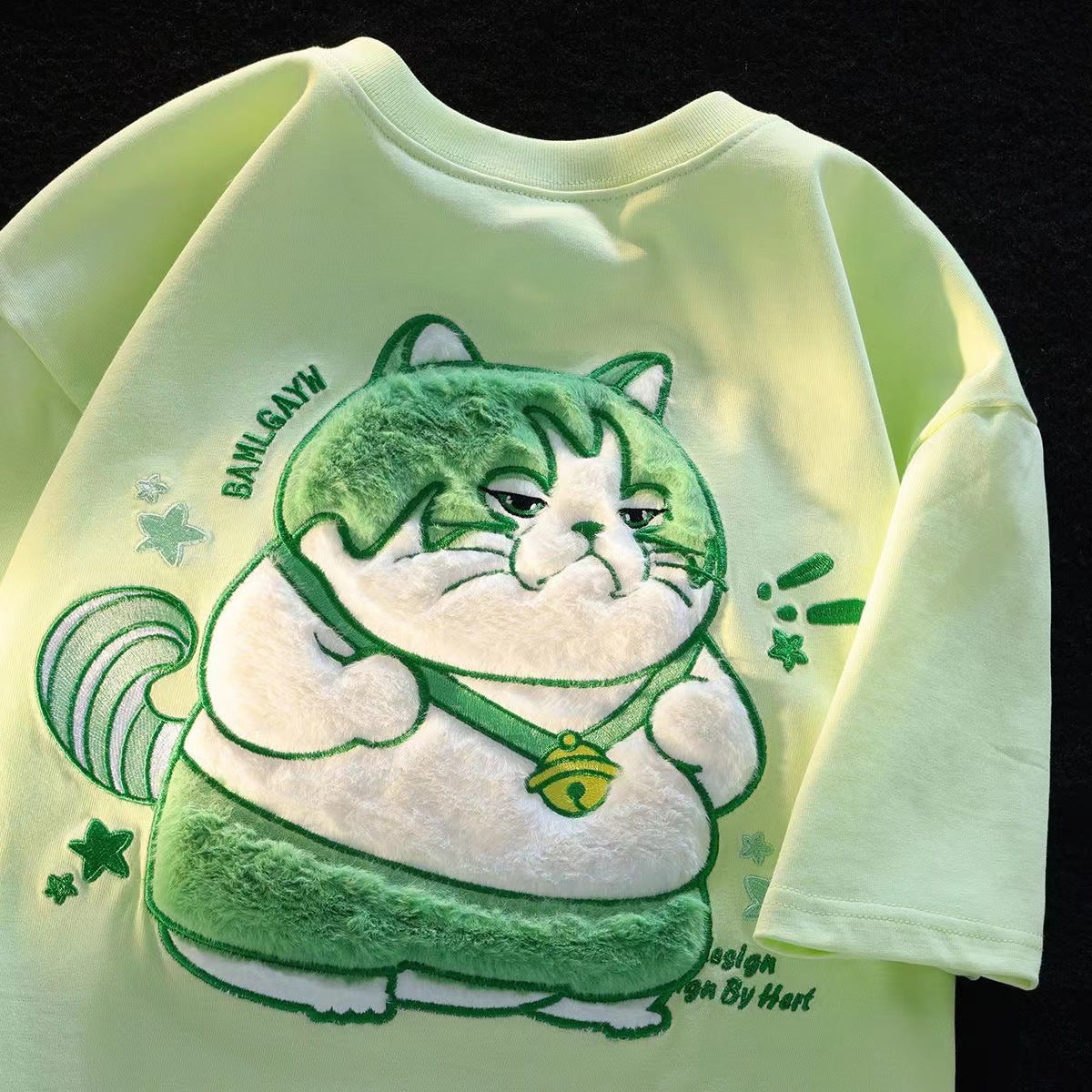 Summer 2023 Cartoon Embroidered Cat T-Shirt for Women