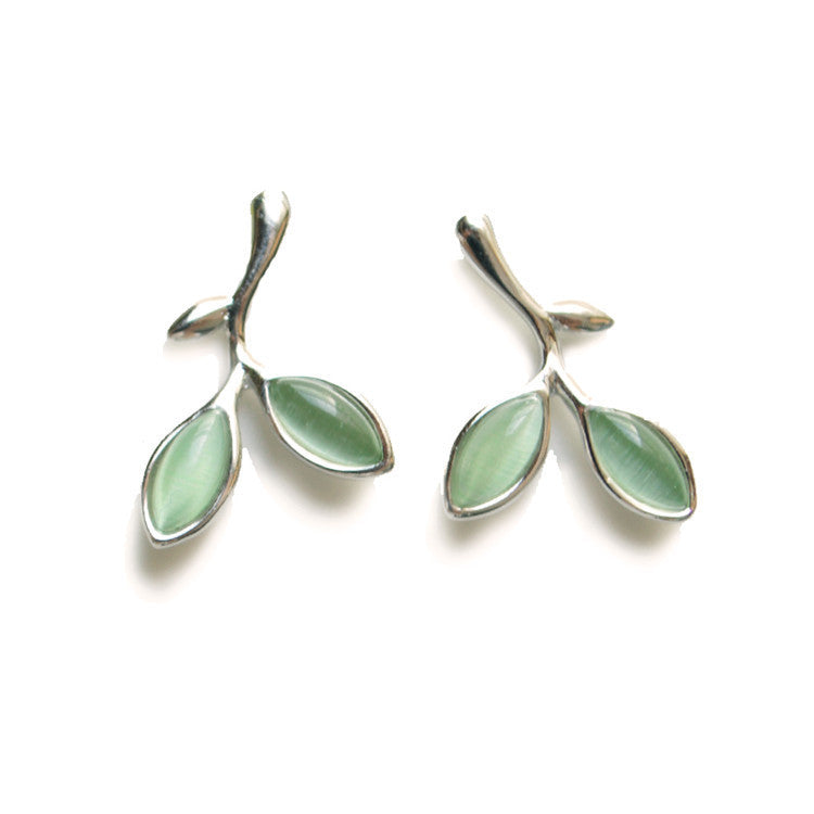 Green Cat’s Eye Leaf Stud Earrings – 925 Sterling Silver Nature-Inspired Jewelry