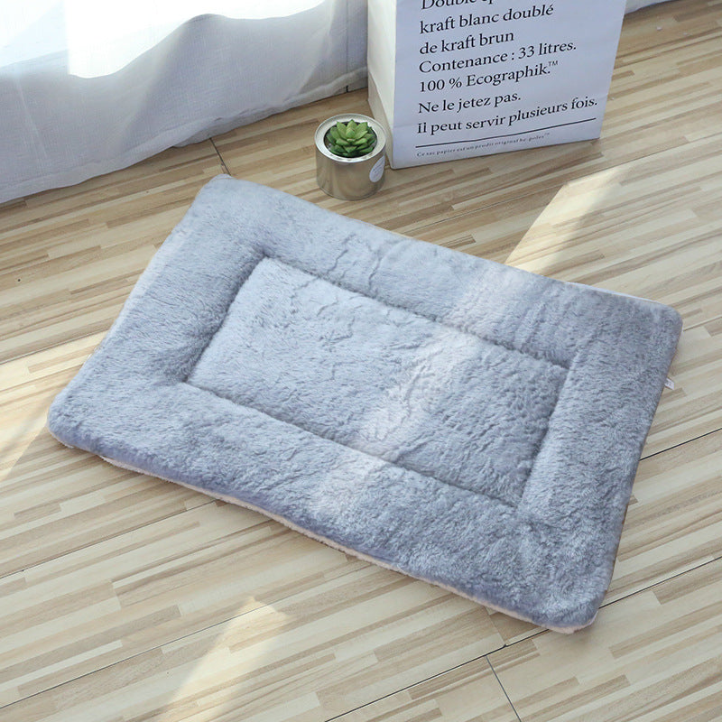 Thick Plush Pet Bed & Blanket – Warm Padded Cushion for Cats & Dogs