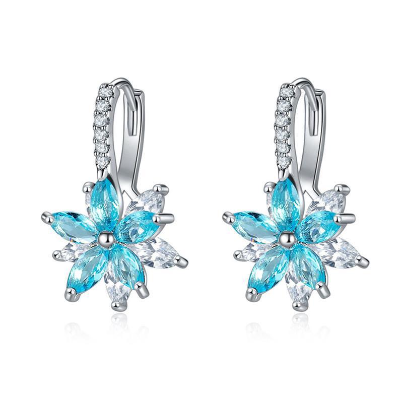 Snowflake Zirconium Stud Earrings for Women – Elegant Sparkling Jewelry