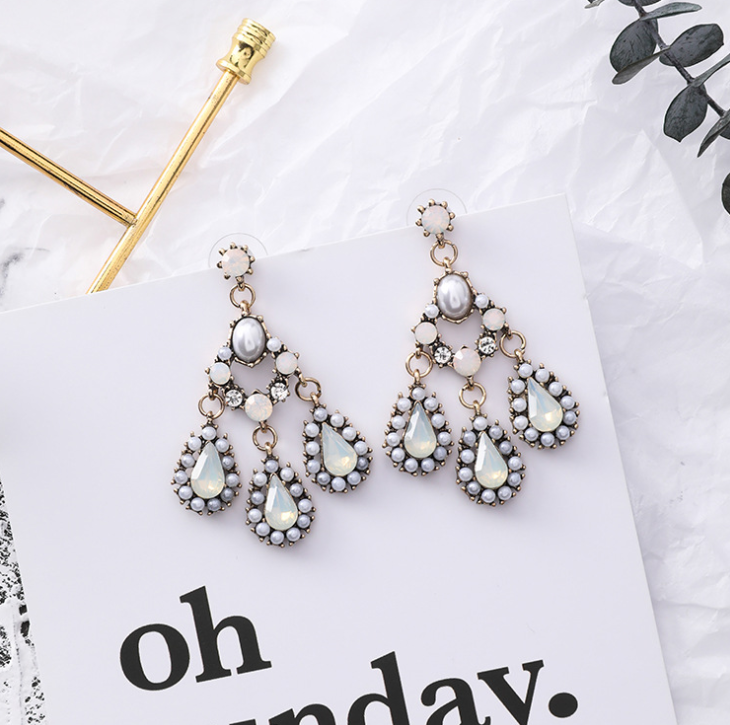 Floral Water Drop Earrings for Women – Elegant Flower Dangle Jewelry