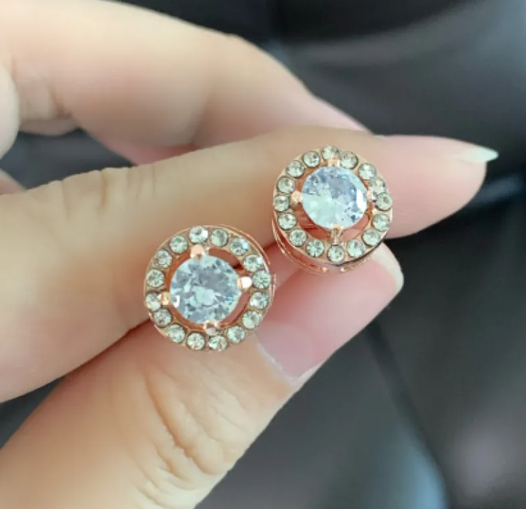 Elegant Zircon Geometric Earrings for Women – Sparkling Modern Statement Jewelry