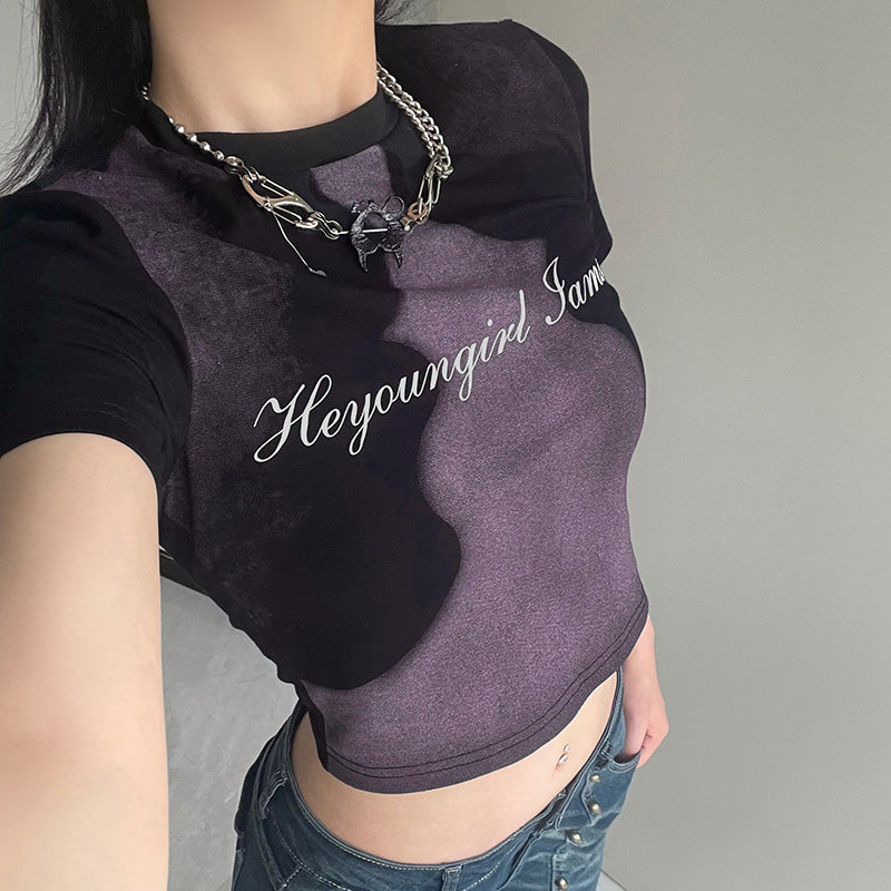 Abstract Face Print Slim Fit T-shirt for Women