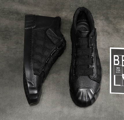 Men’s Casual Shoes – Versatile Everyday Footwear
