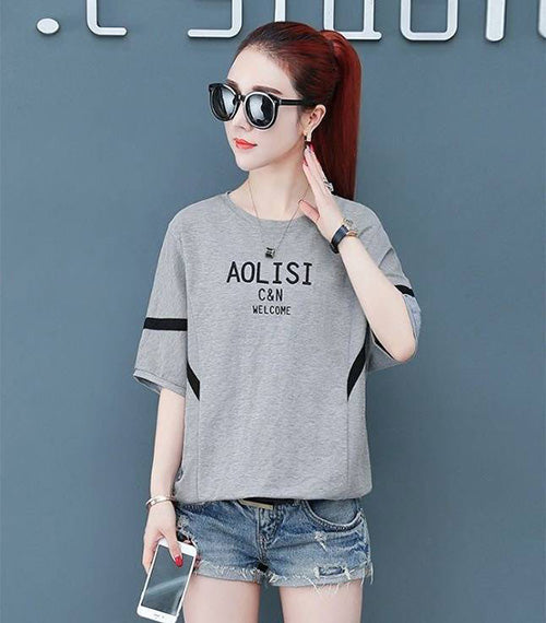 Plus Size Loose White Summer T-Shirt for Women