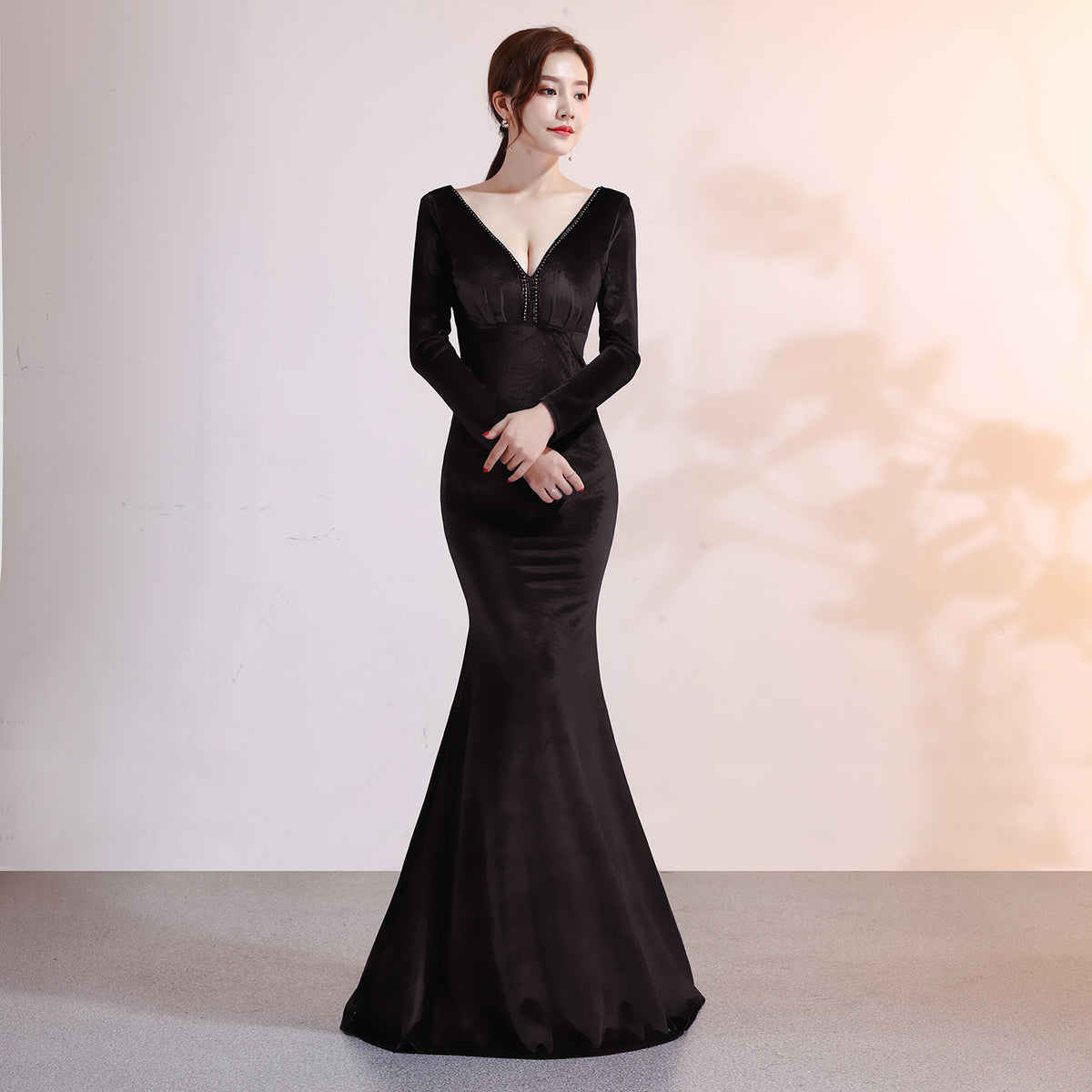 Women’s Velvet Mermaid Evening Gown – Elegant Formal Maxi Dress