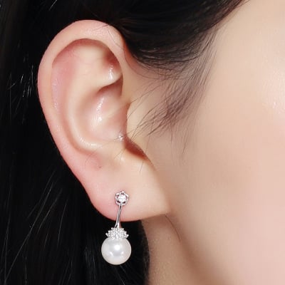 Elegant Pearl Earrings for Women – Timeless Classic Statement Jewelry