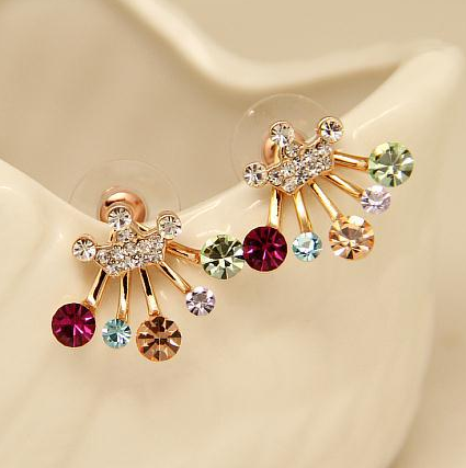 Bowknot Crown Stud Earrings – Elegant Feminine Jewelry – USA