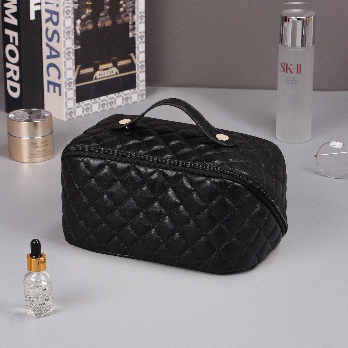 Large Capacity Checkered Travel Cosmetic Bag – Makeup & Toiletry Organizer