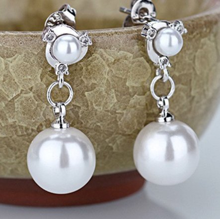 Fringed Diamond-Style Earrings for Women – Sparkling Tassel Statement Jewelry