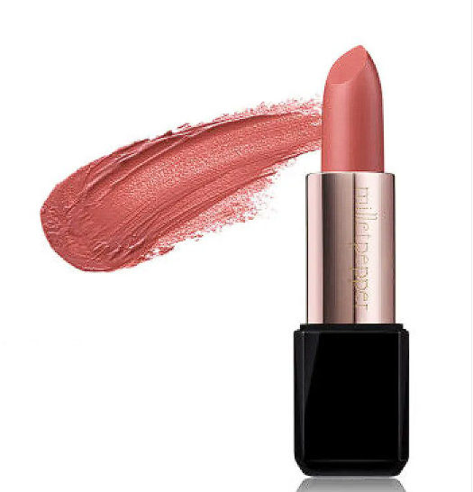 Long-Lasting Matte Lipstick – Bold Color, Non-Drying Waterproof Formula