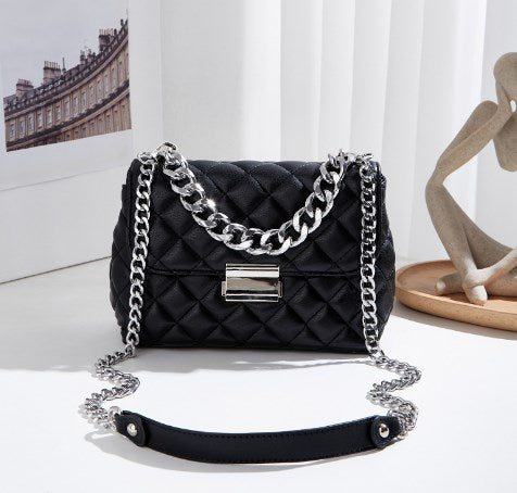 Fashionable Quilted Chain Bag for Women – Elegant PU Shoulder Handbag with Chic Chain Strap
